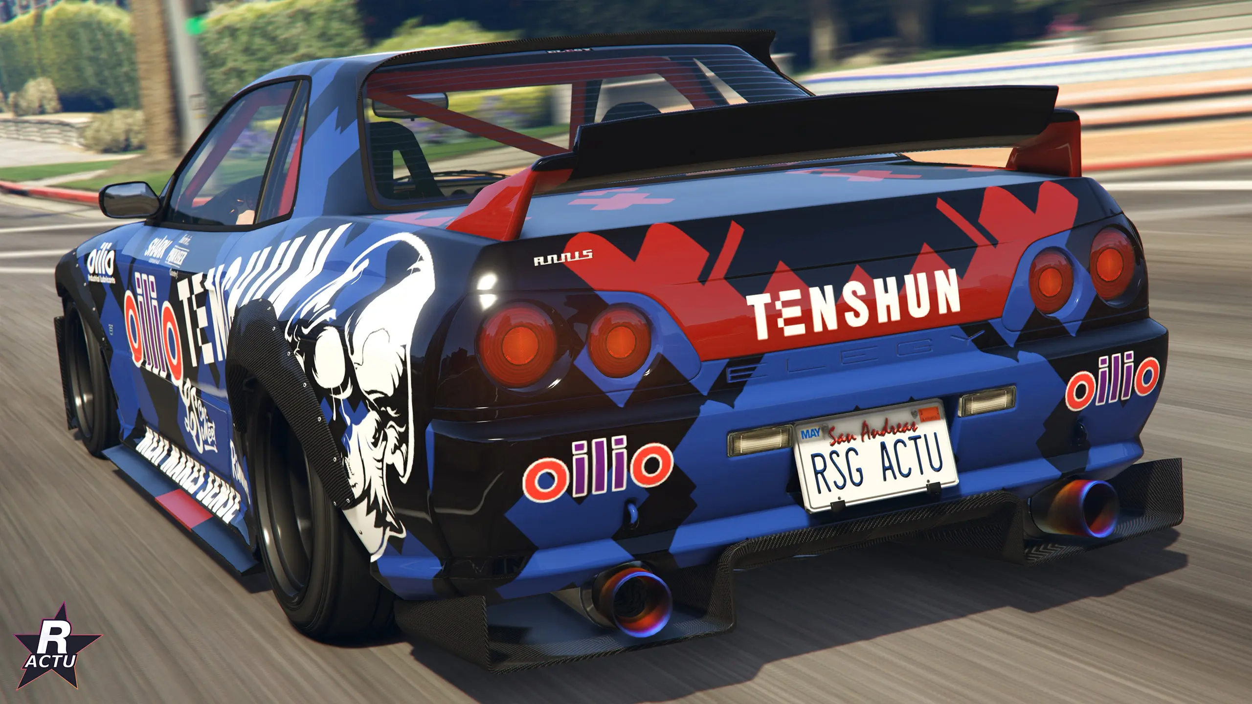 Arrière de l'Elegy Retro Custom bleue Tenshun : aileron GT et échappement bleuté