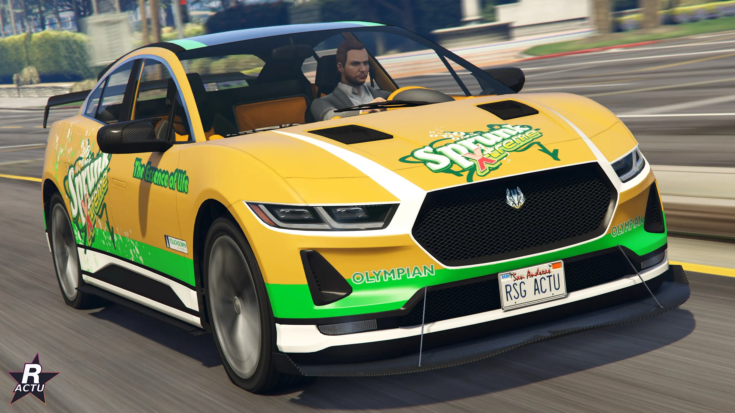 Ocelot E-Stride en livrée Sprunk Xtreme jaune et verte, vue de trois quarts avant à Los Santos
