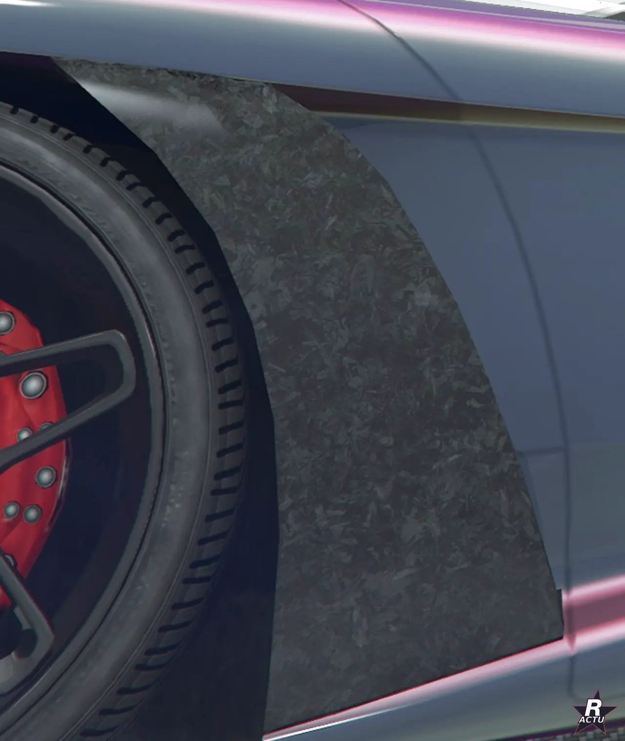 Garde-boue Aérodynamique lame HSW en carbone forgé sur la Grotti Veleno GT
