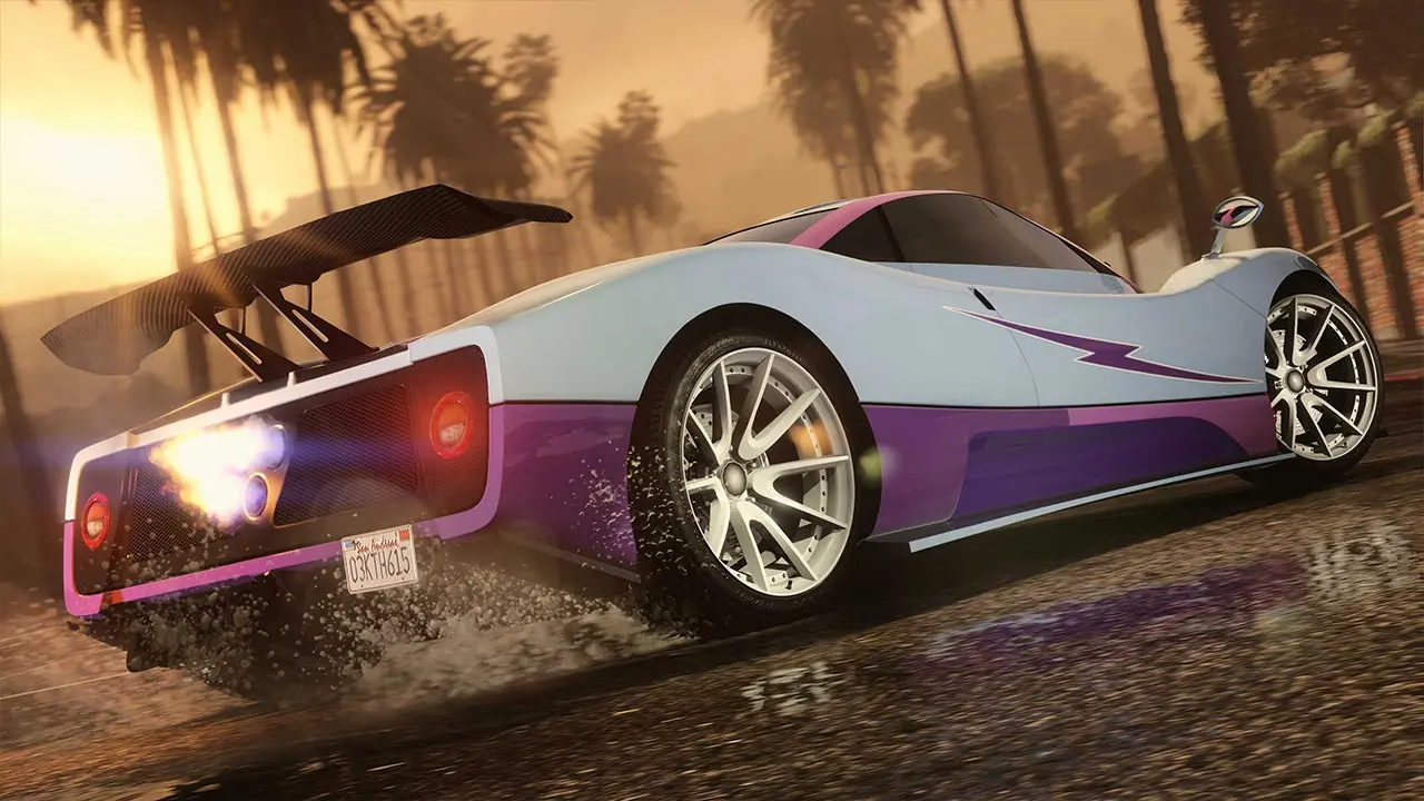 Voiture italienne Pegassi Horus vue de l'arrière. Sa carrosserie est peinte en blanc et dispose du motif rare "Iris de velours".